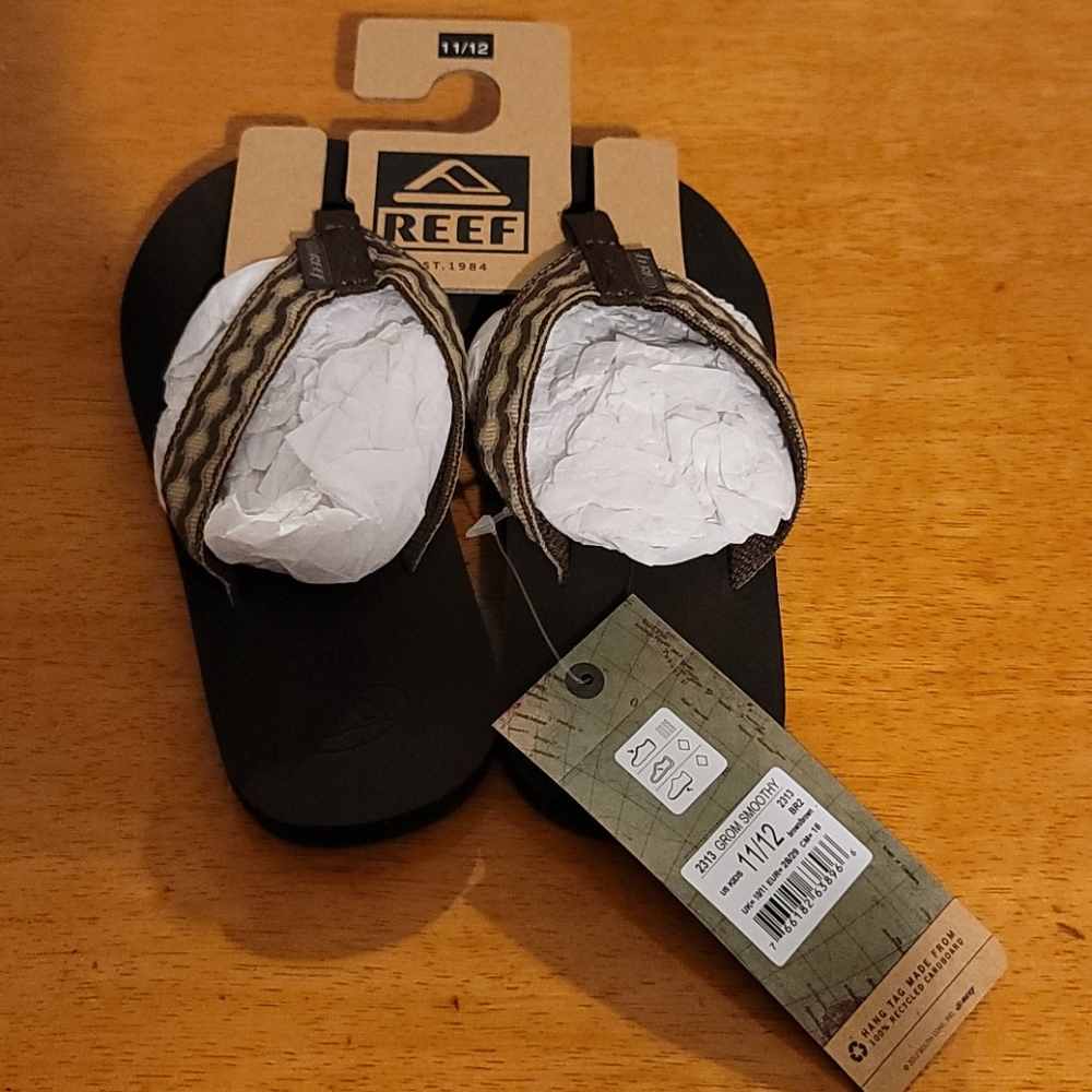 Reef boy sandals